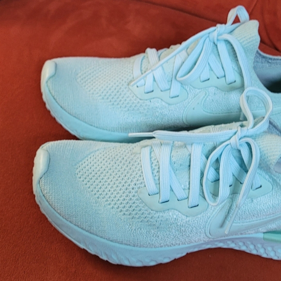 Nike Epic React Flyknit 2 Teal Tint Women’s  BQ8927-300 Size 7 - Picture 5 of 12